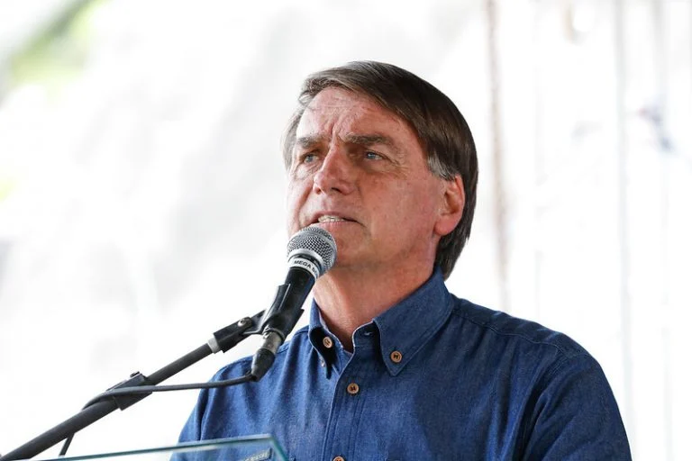 Bolsonaro cita risco de faltar potássio e defende extração em terras indígenas