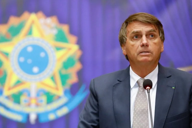 Bolsonaro: sugestões militares para eleições não vão ser ‘jogadas no lixo’