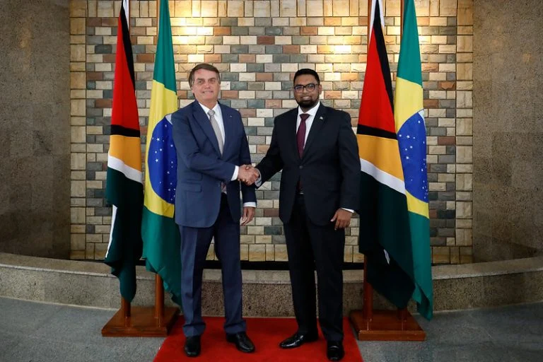 Bolsonaro e presidente da Guiana pedem cessar-fogo na Ucrânia