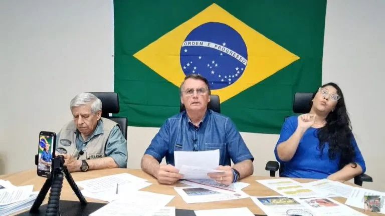 Bolsonaro anuncia que PL vai contratar auditoria para as eleições