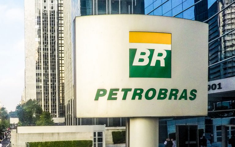 Petrobras (PETR3;PETR4) conclui venda de participação na Deten Química