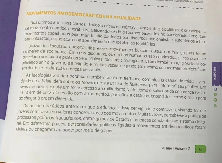 Livro didático associa conservadorismo a movimento antidemocrático