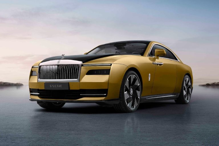 Rolls-Royce anuncia o 1º carro elétrico da marca